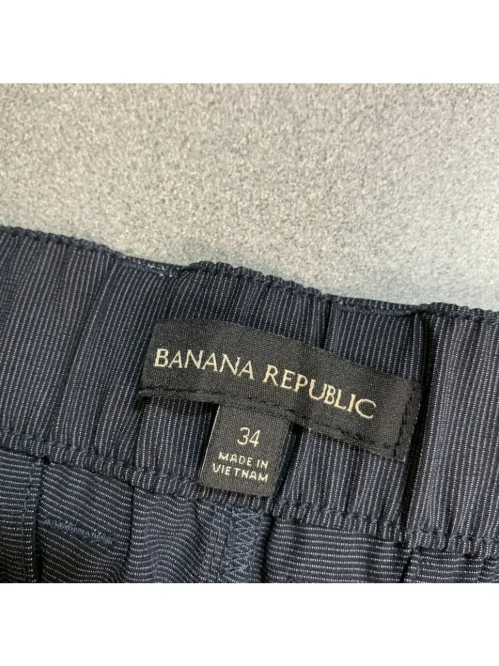 NWOT Banana Republic Men's  34 Black Striped Stretch Shorts